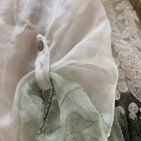 Crochet Green & Off White Top - Picture 5 of 6